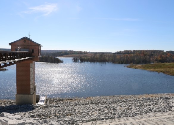 科布斯溪水庫大壩