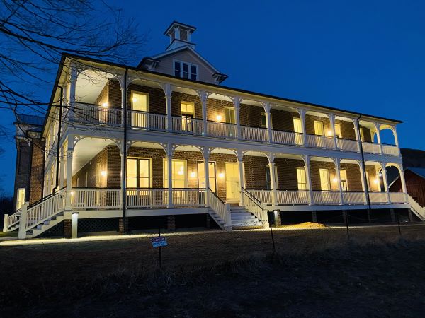 福斯特瀑布旅館