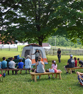 在州立公園露營